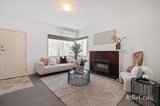 https://images.listonce.com.au/custom/160x/listings/27-the-eyrie-lilydale-vic-3140/336/01886336_img_02.jpg?sPYiNuiI2DQ