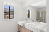https://images.listonce.com.au/custom/160x/listings/27-tree-change-way-woodend-vic-3442/390/01818390_img_08.jpg?nAP2SZmES34