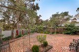 https://images.listonce.com.au/custom/160x/listings/27-warrington-crescent-wattle-glen-vic-3096/300/01847300_img_18.jpg?jQ0_rk0gkSs