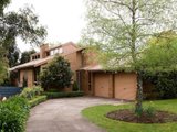 https://images.listonce.com.au/custom/160x/listings/27-wattletree-drive-mount-helen-vic-3350/704/01575704_img_01.jpg?oMnvxm3yr3U