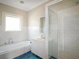 https://images.listonce.com.au/custom/160x/listings/27-weller-street-geelong-west-vic-3218/580/01922580_img_05.jpg?Fxi9OuWbVKs