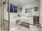 https://images.listonce.com.au/custom/160x/listings/27-william-road-croydon-vic-3136/993/01525993_img_10.jpg?c-B3Ease9uM