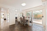 https://images.listonce.com.au/custom/160x/listings/27-worthing-avenue-doncaster-east-vic-3109/518/01818518_img_05.jpg?hAyF7Wq-wZM