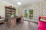 https://images.listonce.com.au/custom/160x/listings/27-yaldwyn-street-east-kyneton-vic-3444/751/00861751_img_08.jpg?mz7ACN_gmAU