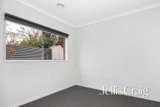 https://images.listonce.com.au/custom/160x/listings/2711-bond-street-mount-pleasant-vic-3350/144/01864144_img_06.jpg?06cf_U4MO-M