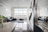 https://images.listonce.com.au/custom/160x/listings/27125-oxford-street-collingwood-vic-3066/937/01681937_img_01.jpg?fdsODuBWPZ4