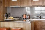 https://images.listonce.com.au/custom/160x/listings/27125-oxford-street-collingwood-vic-3066/937/01681937_img_03.jpg?1dLt9pHX5Ag