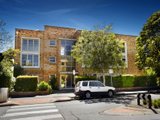 https://images.listonce.com.au/custom/160x/listings/27169-ormond-road-elwood-vic-3184/808/01793808_img_03.jpg?YqHWhWTKWsU