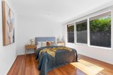 https://images.listonce.com.au/custom/160x/listings/272-holyrood-street-hampton-vic-3188/830/01629830_img_06.jpg?1N5vXwCrMRo