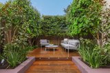 https://images.listonce.com.au/custom/160x/listings/272-lang-street-south-yarra-vic-3141/702/00715702_img_04.jpg?_uyiP6b-nps