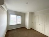 https://images.listonce.com.au/custom/160x/listings/272-neerim-road-carnegie-vic-3163/598/01704598_img_08.jpg?Gho9ETHlxRg