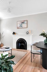 https://images.listonce.com.au/custom/160x/listings/272-ohea-street-pascoe-vale-south-vic-3044/007/01622007_img_16.jpg?iCFzt8ieSm0