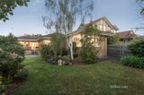 https://images.listonce.com.au/custom/160x/listings/272-union-road-balwyn-vic-3103/048/01646048_img_15.jpg?I6Si6OD0-Gc