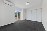 https://images.listonce.com.au/custom/160x/listings/272-williamstown-road-port-melbourne-vic-3207/186/01854186_img_02.jpg?8Up-f9DLLkc