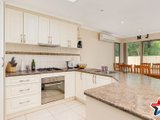 https://images.listonce.com.au/custom/160x/listings/273-cardigan-road-mooroolbark-vic-3138/251/01526251_img_04.jpg?fTGuTA8noYE