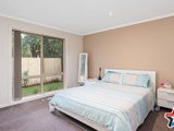 https://images.listonce.com.au/custom/160x/listings/273-cardigan-road-mooroolbark-vic-3138/251/01526251_img_07.jpg?AZ2zAv_sTrU