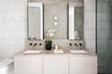 https://images.listonce.com.au/custom/160x/listings/273-graham-street-port-melbourne-vic-3207/644/01678644_img_19.jpg?IO80PIQS-Q4