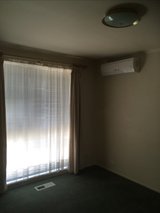 https://images.listonce.com.au/custom/160x/listings/2736-centre-road-bentleigh-east-vic-3165/284/01780284_img_04.jpg?xgzL7srNziI