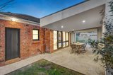 https://images.listonce.com.au/custom/160x/listings/274-jasper-road-mckinnon-vic-3204/737/00928737_img_13.jpg?HuSl79FJQ14