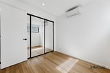 https://images.listonce.com.au/custom/160x/listings/274-nott-street-port-melbourne-vic-3207/716/01986716_img_08.jpg?s1dZ4vhxGcM