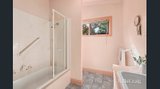 https://images.listonce.com.au/custom/160x/listings/275-dorset-road-croydon-vic-3136/911/01913911_img_04.jpg?vsAaI4sNfIY
