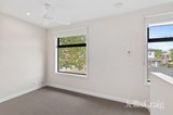 https://images.listonce.com.au/custom/160x/listings/275-greenwood-drive-bundoora-vic-3083/986/01951986_img_06.jpg?eCK6v-uTRzQ