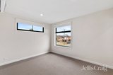 https://images.listonce.com.au/custom/160x/listings/275-greenwood-drive-bundoora-vic-3083/986/01951986_img_08.jpg?g5k3e71H5lY