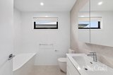 https://images.listonce.com.au/custom/160x/listings/275-greenwood-drive-bundoora-vic-3083/986/01951986_img_10.jpg?wXEK_wYfsMo