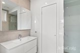 https://images.listonce.com.au/custom/160x/listings/275-greenwood-drive-bundoora-vic-3083/986/01951986_img_11.jpg?UHXrvDlU4As