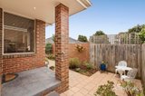 https://images.listonce.com.au/custom/160x/listings/275-renshaw-street-doncaster-east-vic-3109/150/01880150_img_09.jpg?q5Ko8E0hE_w