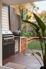 https://images.listonce.com.au/custom/160x/listings/275e-union-street-brunswick-west-vic-3055/889/01815889_img_19.jpg?FvDUPlVEdfc