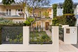 https://images.listonce.com.au/custom/160x/listings/276-albert-road-south-melbourne-vic-3205/921/01600921_img_01.jpg?PKz1Nv4omE0