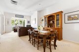 https://images.listonce.com.au/custom/160x/listings/276-albert-road-south-melbourne-vic-3205/921/01600921_img_05.jpg?jhX1wBsMxpE