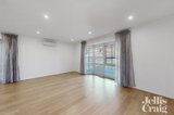 https://images.listonce.com.au/custom/160x/listings/276-springvale-road-nunawading-vic-3131/431/01929431_img_09.jpg?RTqi_LwkqBo