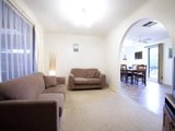 https://images.listonce.com.au/custom/160x/listings/276-victoria-street-altona-meadows-vic-3028/240/01202240_img_02.jpg?aNngzeTeT5k