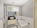 https://images.listonce.com.au/custom/160x/listings/277-harp-road-kew-east-vic-3102/290/00829290_img_06.jpg?1VlmYUsjDEs