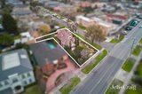https://images.listonce.com.au/custom/160x/listings/277-napier-street-strathmore-vic-3041/152/01748152_img_13.jpg?KKcm3UlV8l4