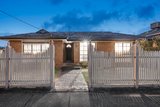 https://images.listonce.com.au/custom/160x/listings/278-brandon-park-drive-wheelers-hill-vic-3150/161/01661161_img_13.jpg?xH4nZli2_ro
