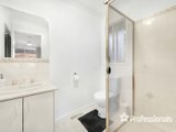 https://images.listonce.com.au/custom/160x/listings/279-taylor-road-mooroolbark-vic-3138/912/01525912_img_09.jpg?NqtHddPWTL8