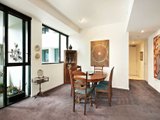 https://images.listonce.com.au/custom/160x/listings/2795-rouse-street-port-melbourne-vic-3207/976/01731976_img_05.jpg?oacKG43LTo4