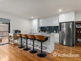 https://images.listonce.com.au/custom/160x/listings/27a-cherylnne-crescent-kilsyth-vic-3137/761/01525761_img_04.jpg?aWrQxzAw5tM