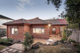 https://images.listonce.com.au/custom/160x/listings/27a-green-street-camberwell-vic-3124/483/01417483_img_08.jpg?QHtAHQn-1qE