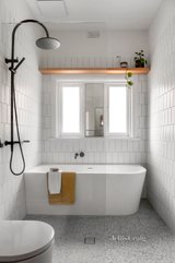 https://images.listonce.com.au/custom/160x/listings/27a-guthrie-street-brunswick-west-vic-3055/678/01126678_img_18.jpg?pQdSPeonsTE