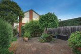 https://images.listonce.com.au/custom/160x/listings/27a-harold-street-hawthorn-east-vic-3123/026/00857026_img_07.jpg?U2U9bWVescU