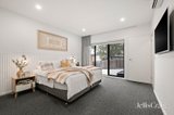 https://images.listonce.com.au/custom/160x/listings/27a-highland-crescent-mooroolbark-vic-3138/883/01942883_img_09.jpg?gavVa4y8e68