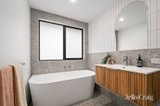 https://images.listonce.com.au/custom/160x/listings/27a-highland-crescent-mooroolbark-vic-3138/883/01942883_img_12.jpg?MEUlnDdI8do