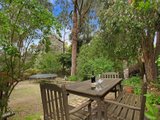https://images.listonce.com.au/custom/160x/listings/28-adolphson-avenue-ringwood-vic-3134/758/00620758_img_08.jpg?UvbO5WIRow0