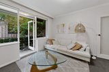 https://images.listonce.com.au/custom/160x/listings/28-alicia-street-hampton-vic-3188/637/01843637_img_07.jpg?8nxviFSVwAI