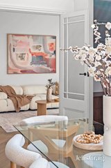 https://images.listonce.com.au/custom/160x/listings/28-barry-street-brunswick-vic-3056/395/01899395_img_23.jpg?7OwlwWzMYH8