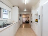 https://images.listonce.com.au/custom/160x/listings/28-belvedere-drive-montrose-vic-3765/282/01524282_img_08.jpg?T7eXBNmNras